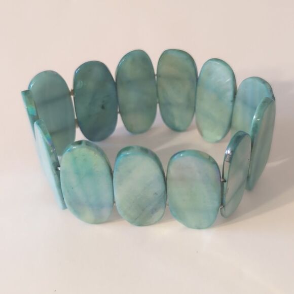 659 Blue Mother of Pearl Beaded Stretch Bracelet - Picture 4 of 4